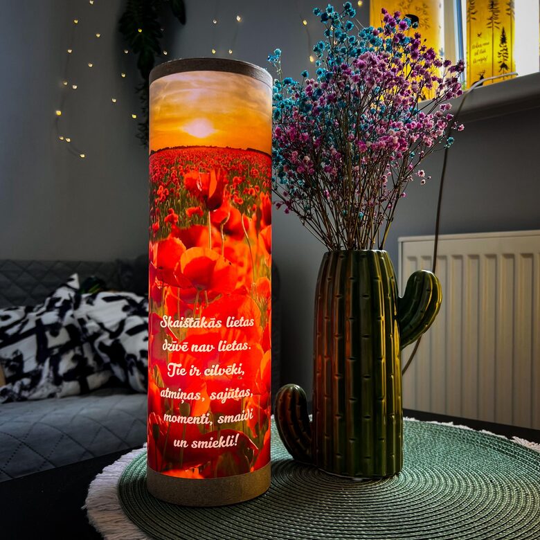 Magoņu Laukā!/33 cm augstumā/